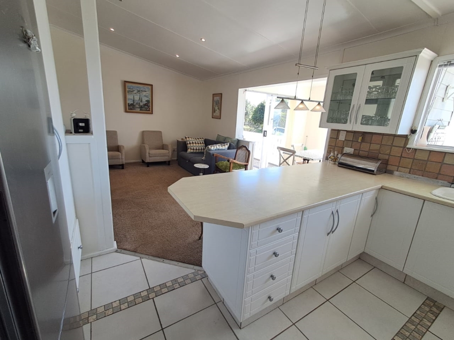 4 Bedroom Property for Sale in Bergsig Western Cape